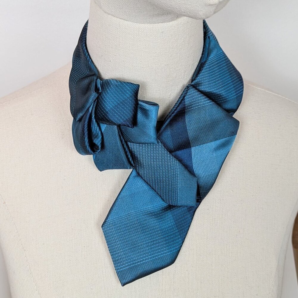 NEW Ogsplosh Women's Ascot Scarf Teal Short - Picture 4 of 7